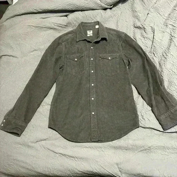Levi’s Classic Standard Fit Western  Shirt Size Small - Picture 2 of 4